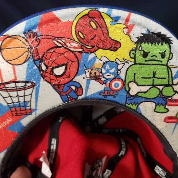 New Era Tokidoki Marvel Hat - Picture 3 of 4